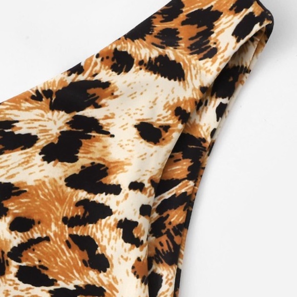 Leopard bikini - Picture 8 of 9